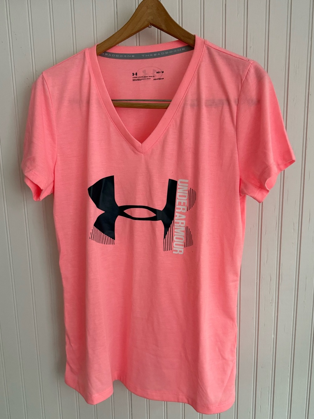 Under Armour Neon Pink Athletic Tee Size M